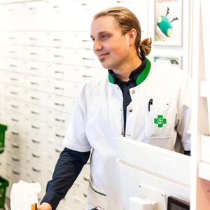 Kannattaa tarkistaa luontaistuotteen ja ravintolisän sopivuus apteekissa